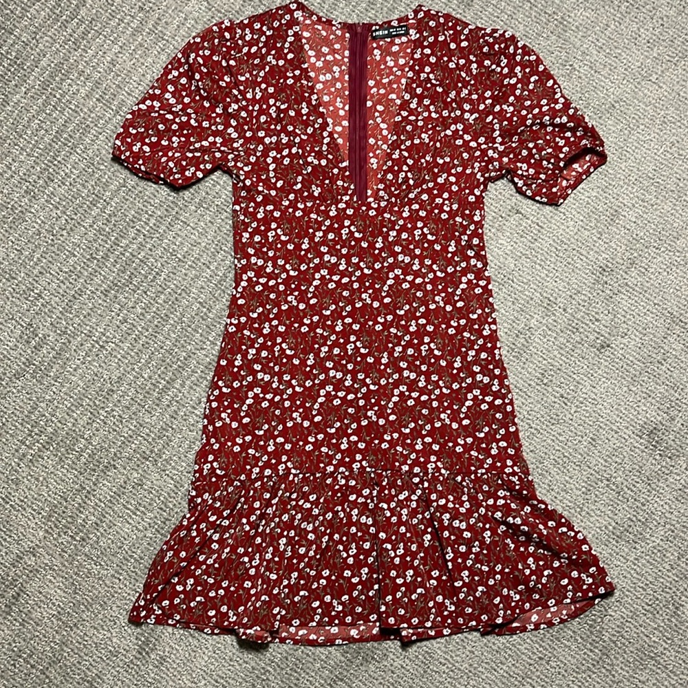 SHEIN Red Floral Ruffle-Hem Dress